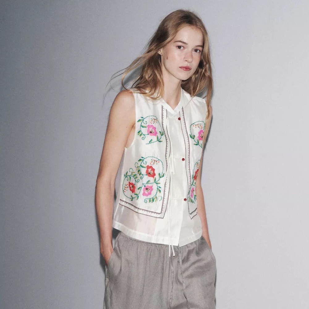Zara White Vest with Colorful Floral Embroidery